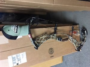 Hoyt Defiant 30 Bow RH 50-60# 28''-30'' RH