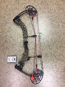 NEW! Mathews Chill SDX Right Hand 25/40 Lost Camo W/Pink Accents