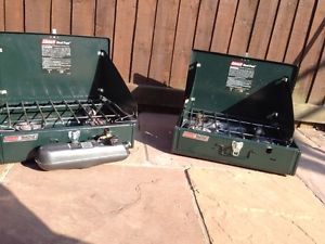 2x COLEMAN DUAL FUEL 424 STOVE AND STORM LANTARN BOTH IN EXCELLENT CONDITION