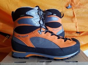 Scarpa mountaineering  boots chamoz pro  11.5/45