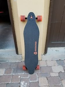 boosted board dual **Less then 30 miles**NO ORIGINAL BOX