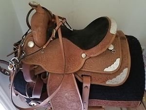 Circle Y Western Pleasure Equitation Show Brown 16" Western Equestrian Saddle