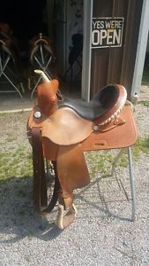 15" Gerard Bethune beartrap saddle