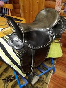 Imus 4-Beat Saddle