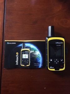 DeLorme inReach SE Two-Way Satellite Communicator & GPS Tracker