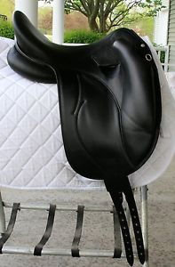 Devoucoux Dressage Saddle Makila Lab D3D Monoflap 17.5