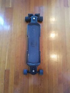 Evolve Carbon GT Electric Longboard [ Best on the market] [Boosted Board Beater]