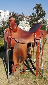 McCall Pendleton Lite Western Saddle