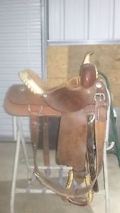 Allen Ranch Barrel Saddle 14"