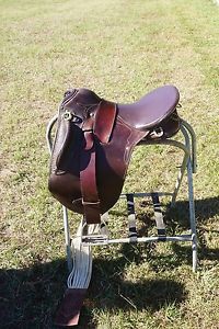 Horse Saddle 17 inch Australian Outrider