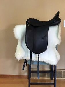 Albion Legend K2 Dressage Saddle 18" Seat/Medium Tree