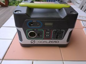 Goal Zero Solargenerator mit Zubehör