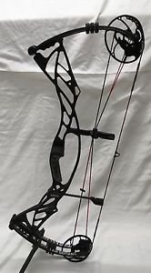 Hoyt Defiant test drive demo bow 55-65lb 28"-30"