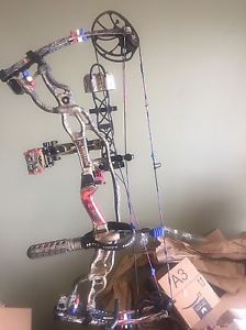 Used 2014 Hoyt Carbon Spyder RH 29/70 American Heritage Edition